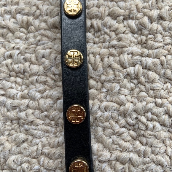 Tory Burch Leather Double Wrap Bracelet - Picture 7 of 8